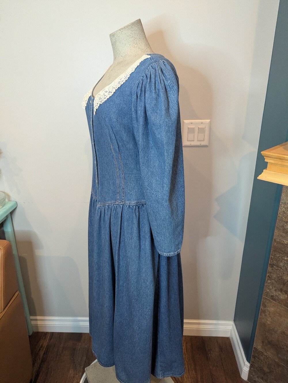Vintage prairIe Blue Denim Chambray Modest Cottagecore Dress w/Lace Collar Sz L - Picture 6 of 13